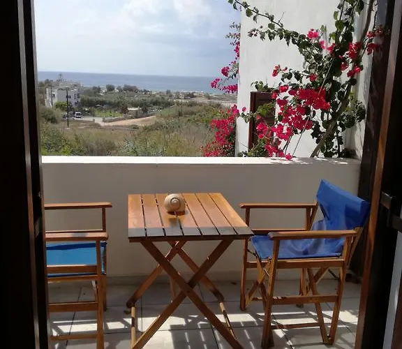 Dina's Diamond Apartment *